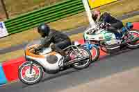 Vintage-motorcycle-club;eventdigitalimages;mallory-park;mallory-park-trackday-photographs;no-limits-trackdays;peter-wileman-photography;trackday-digital-images;trackday-photos;vmcc-festival-1000-bikes-photographs